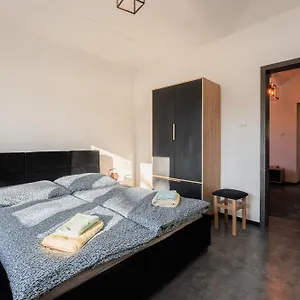 Praha-modrany Apartament